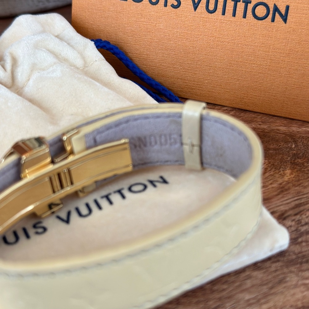 Louis Vuitton Cream leather Bracelet FULL Inclusion - Picture 5 of 16